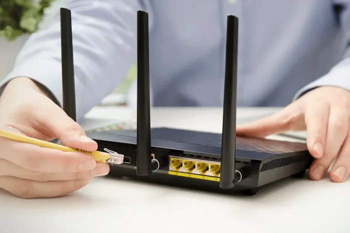 Does Wifi Come Through The Internet Explained Simply